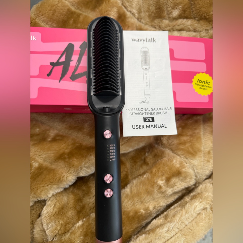 Wavytalk lonic Hair Straightener
Brush - Picture 2 of 7